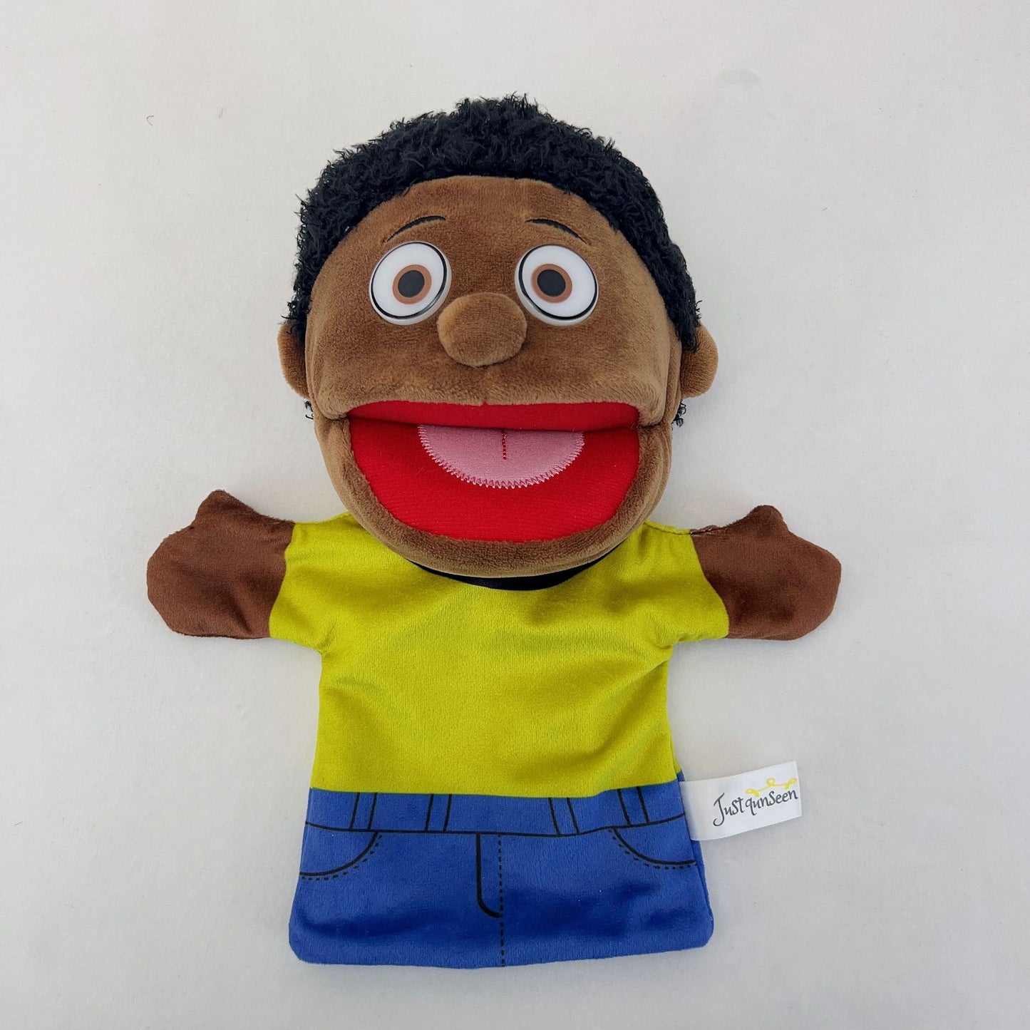 Human hand puppet - African Family