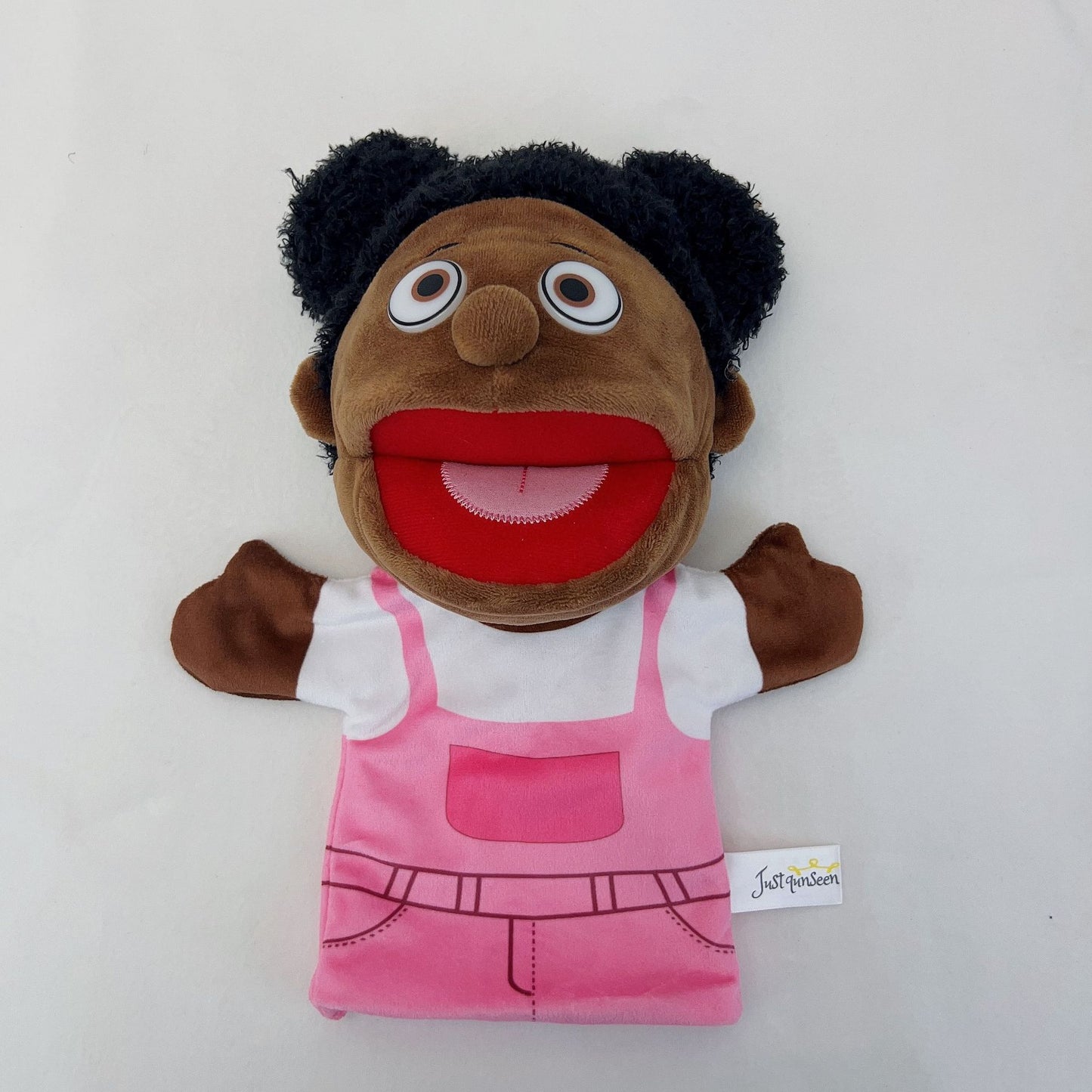 Human hand puppet - African Family