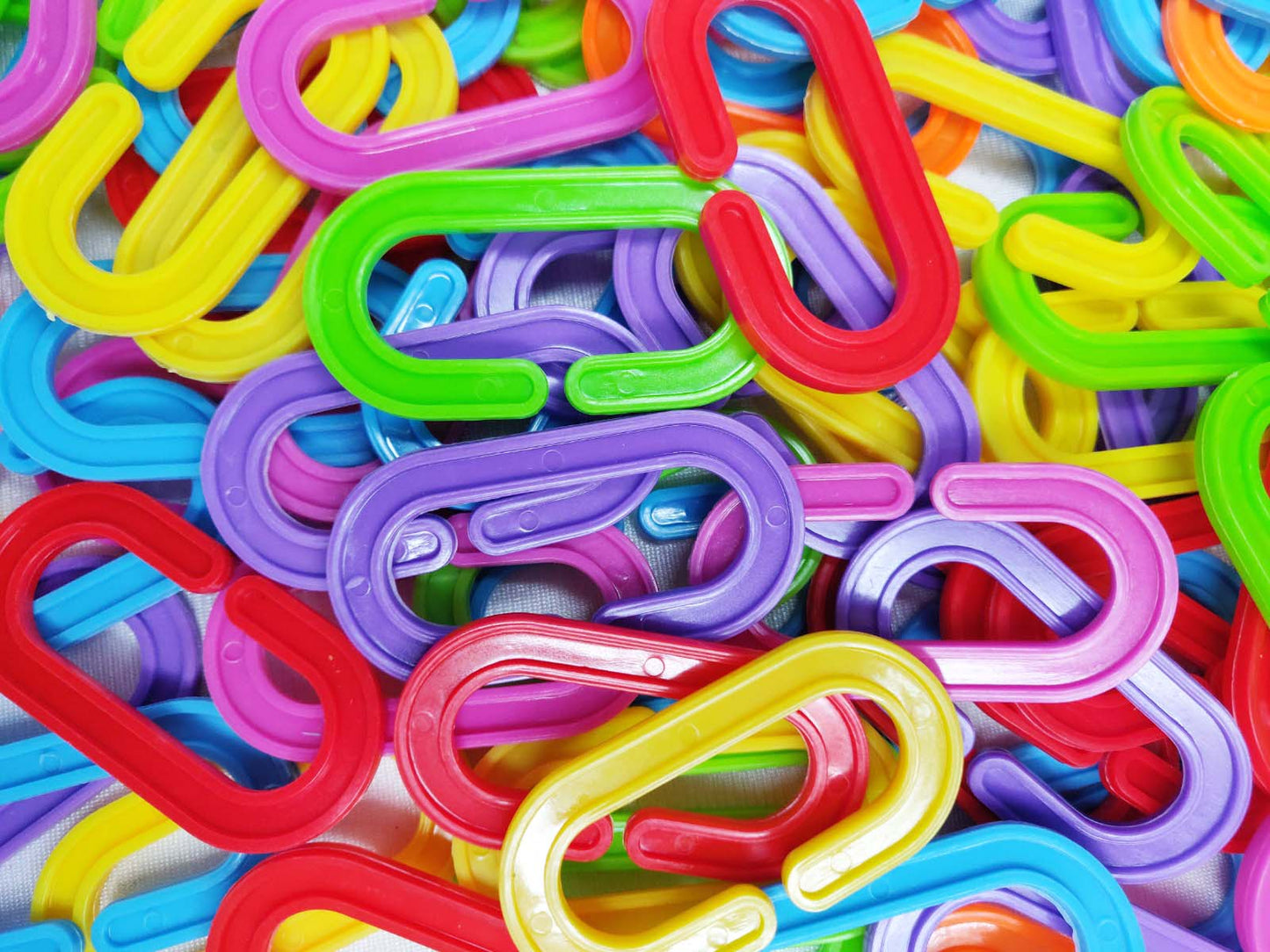Medium Plastic Links