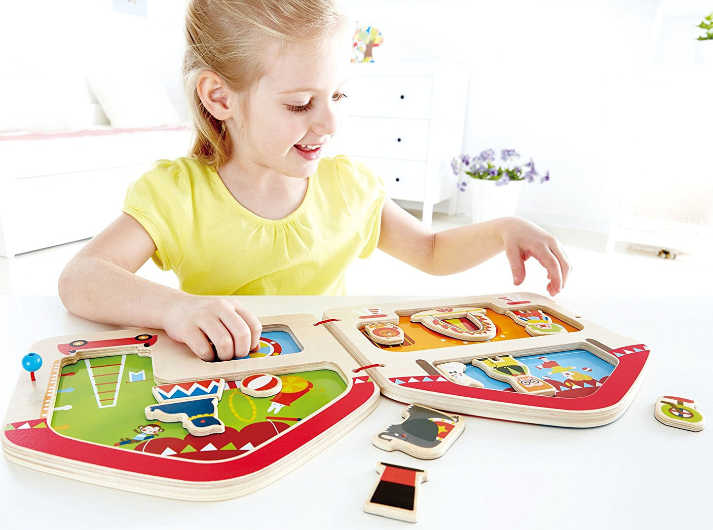 Hape - Big Top Circus Magnetic Book