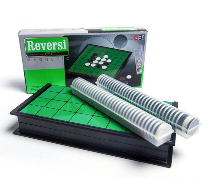 Reversi Magnetic Black & White Chess