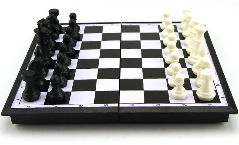 Magnetic International Chess Game (Small)