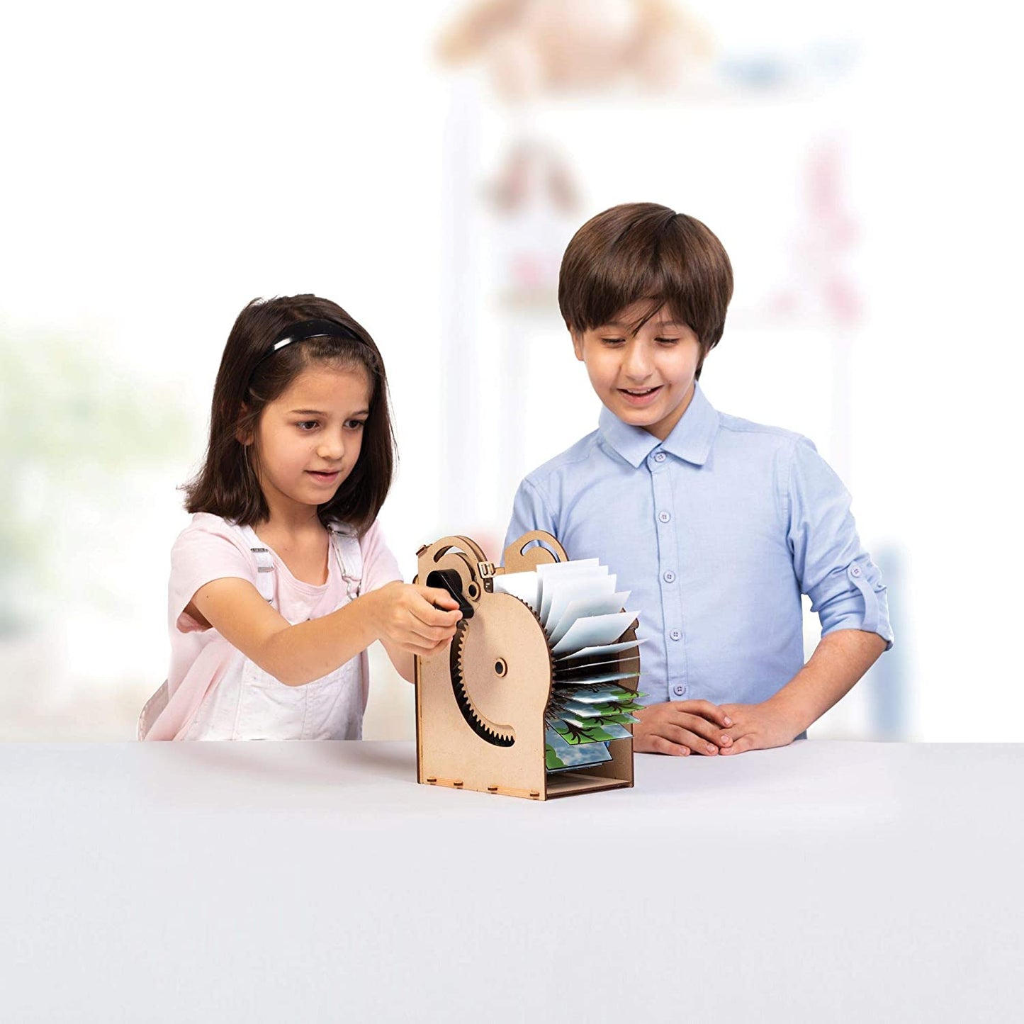 Smartivity Retroscope