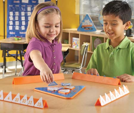tri-FACTa™ Addition & Subtraction Game