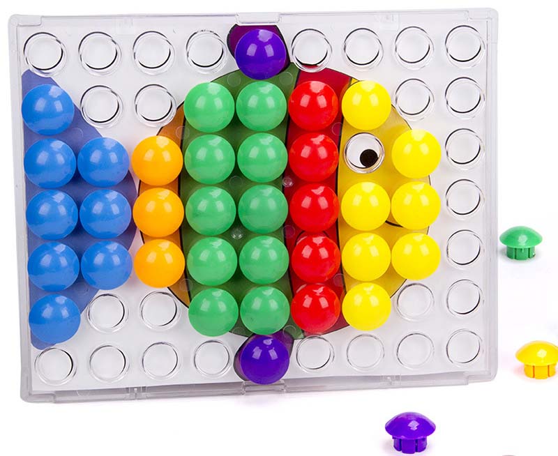 Large Pegs Mosaic Puzzle