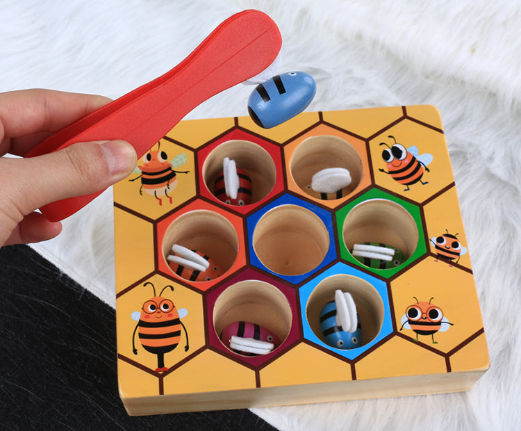 Industrious Little bee Beehive Game